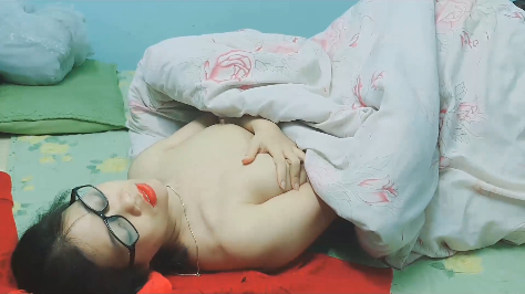 may-con-kinh-can-dam-vl-dung-sextoy-phe-phot-nuoc
